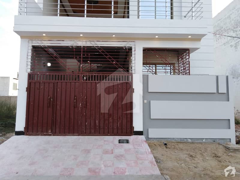 گورنمنٹ ایمپلائیز کوآپریٹو ہاؤسنگ سوسائٹی بہاولپور میں 4 کمروں کا 5 مرلہ مکان 62 لاکھ میں برائے فروخت۔