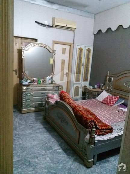 ستیانہ روڈ فیصل آباد میں 2 کمروں کا 7 مرلہ زیریں پورشن 25 ہزار میں کرایہ پر دستیاب ہے۔