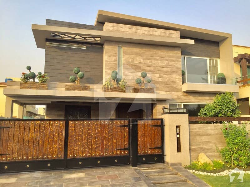 1 Kanal Designer Bungalow For Sale At Prime Location Of Dha Phase 6
