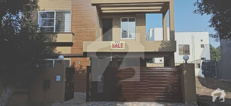 10 Marla Brand New House For Sale In Sector D Block Bahria Town Lahore