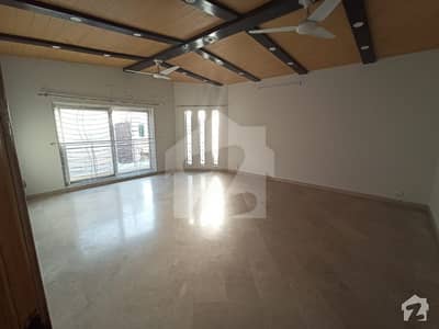 1 KANAL UPPER PORTION FOR RENT