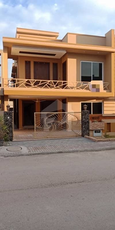 10 Marla Brand New Front Back Open House For Sale Bahria Town Phase 3
