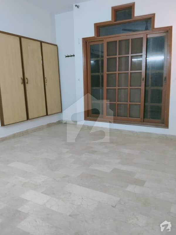 Independent 200 Sq Yards House Available For Rent In Dha Phase 4 Karachi