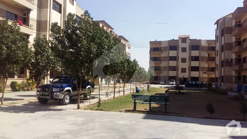 2 Bed Room 6 Marla Flat For Sale in Army Officers Housing Scheme Askari 11 Lahore Cantt