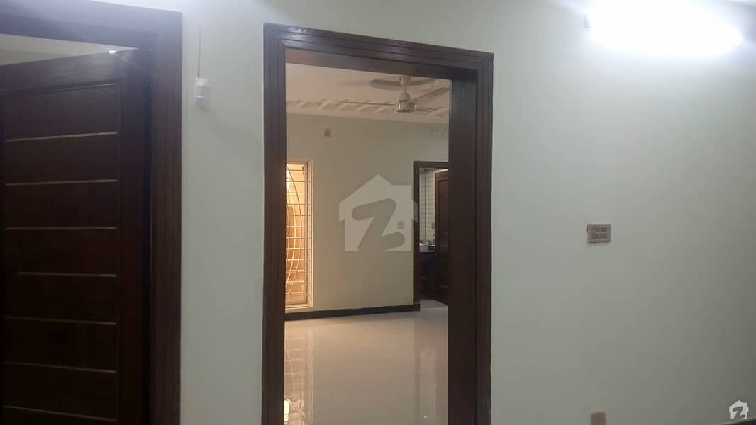 5 Marla Corner House For Sale Only 35 Lac