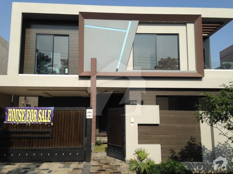 20 Marla Attractive Bungalow For Sale In State Life Housing Society