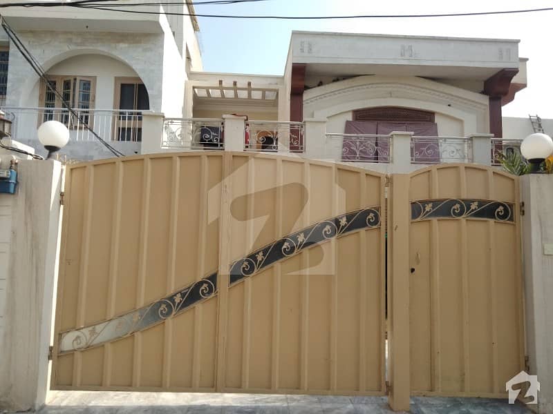 10 Marla Beautiful Double Storey House For Rent At Gated Colony Fully Pack Developed Area