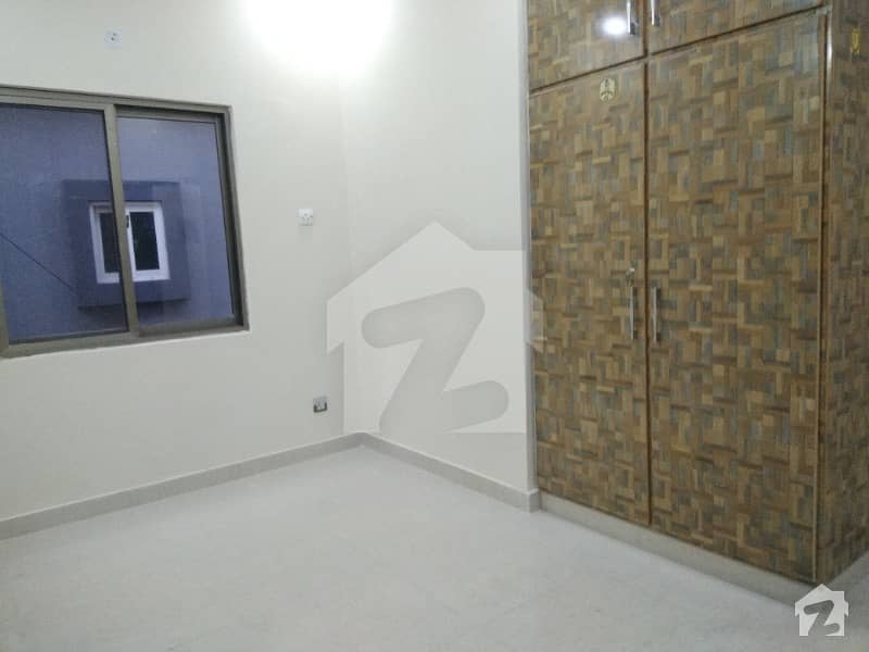 Two Bedroom Apartment With TV Lounge Kitchen