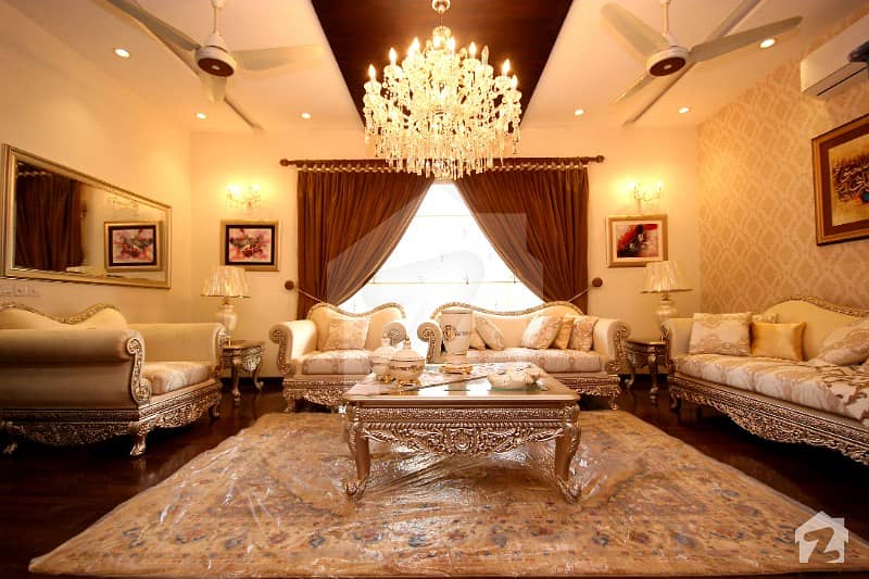 ڈی ایچ اے فیز 6 ڈیفنس (ڈی ایچ اے) لاہور میں 5 کمروں کا 1 کنال مکان 5.4 کروڑ میں برائے فروخت۔