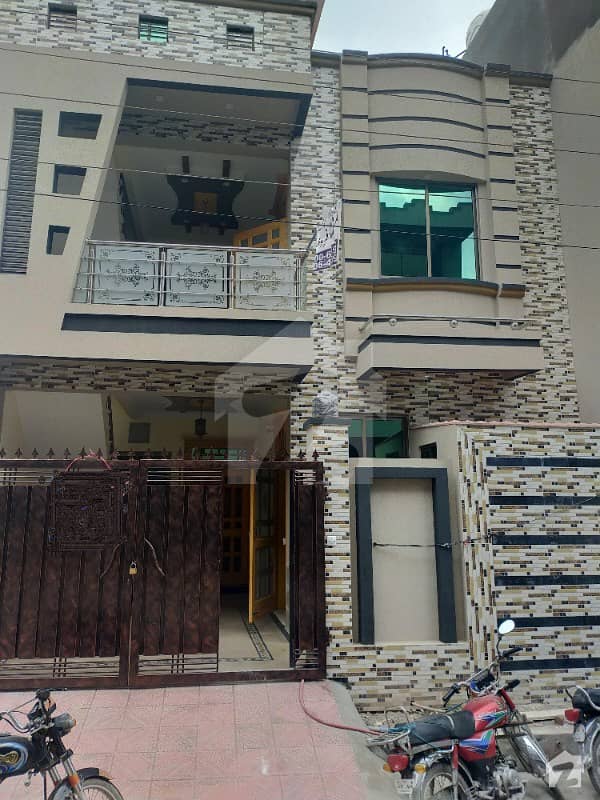 غوری ٹاؤن اسلام آباد میں 4 کمروں کا 5 مرلہ مکان 1.1 کروڑ میں برائے فروخت۔