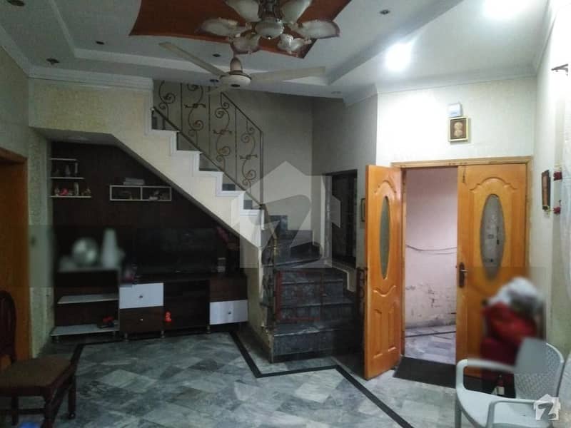 ٹاؤن شپ ۔ سیکٹر بی1 ٹاؤن شپ لاہور میں 4 کمروں کا 5 مرلہ مکان 1.25 کروڑ میں برائے فروخت۔