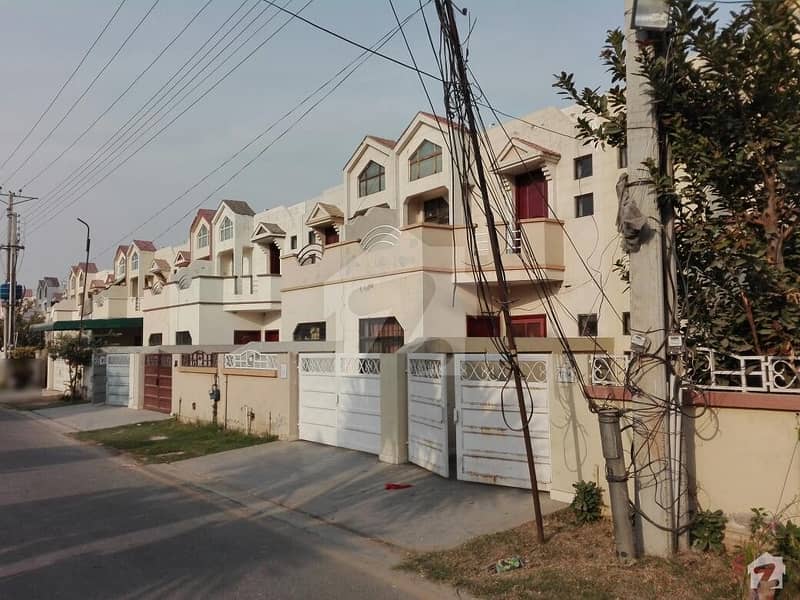 House Is Available For Sale Eden Lane Villas 2, Eden, Lahore ID20925197