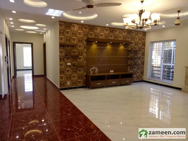 1 Kanal House For Sale In Islamabad Bahria Town Phase 6 On Main Road