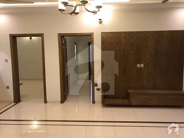 prime location Ten marla 5bedroom brand new double unit house for sale in bahria enclave Islamabad sector c1