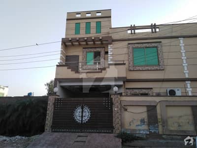 فاروق کالونی سرگودھا میں 5 مرلہ مکان 1.15 کروڑ میں برائے فروخت۔ فاروق کالونی سرگودھا میں 5 مرلہ مکان 1.15 کروڑ میں برائے فروخت۔