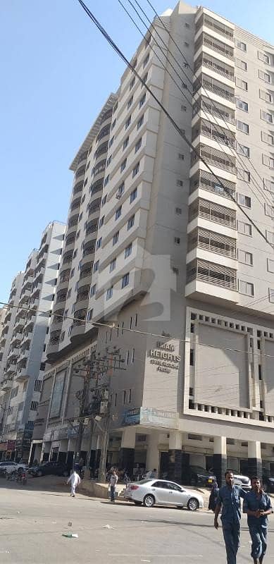 خالد بِن ولید روڈ کراچی میں 3 کمروں کا 8 مرلہ فلیٹ 75 ہزار میں کرایہ پر دستیاب ہے۔