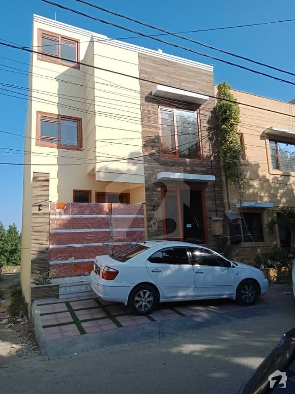 Small Villa Available For Sale In  DHA