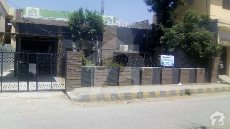 1 Kanal House In Attock Cantt Located In Commercial Area