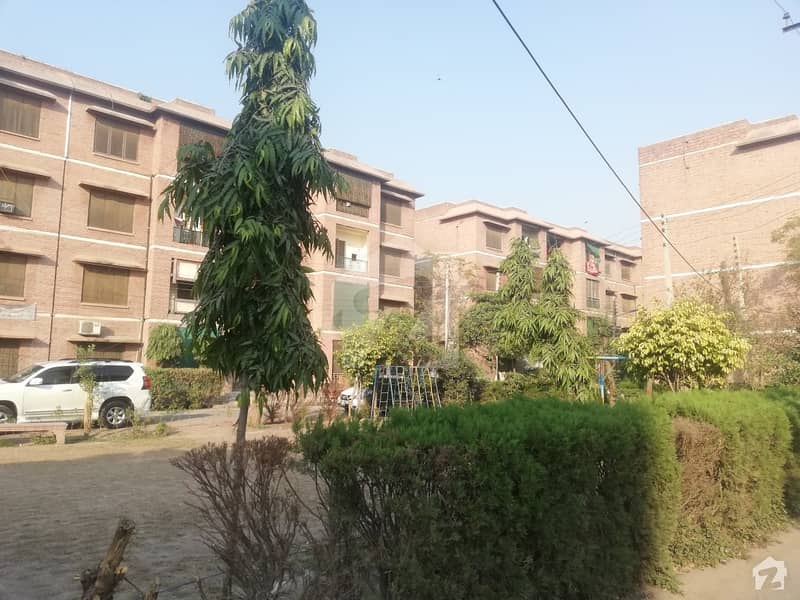 Flat For Sale In PHA Colony UET Lahore