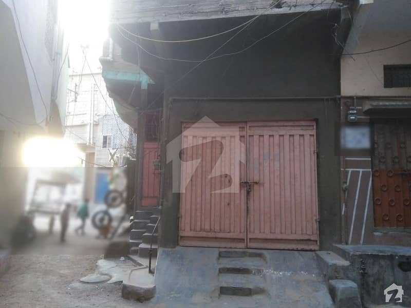 واحد آباد لیاقت آباد کراچی میں 6 کمروں کا 2 مرلہ مکان 80 لاکھ میں برائے فروخت۔
