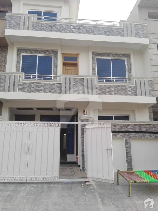 In G13 25x40 Double Unit House Available For Sale