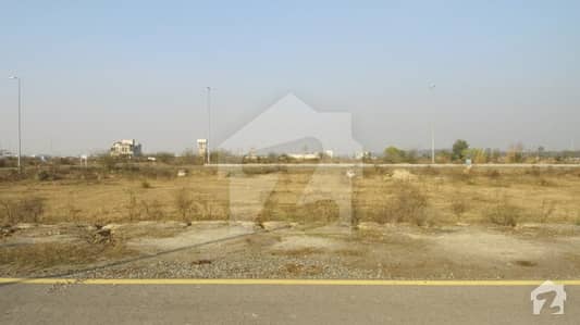 1 KANAL PAIR OF PLOTS FOR SALE BLOCK Y 1 KANAL PAIR OF PLOTS FOR SALE BLOCK Y