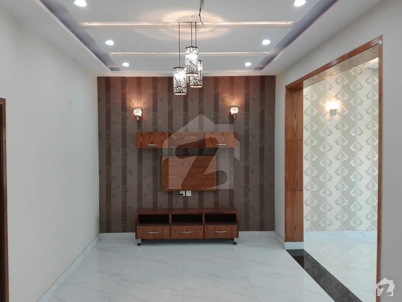 بحریہ ٹاؤن ۔ بلاک سی سی بحریہ ٹاؤن سیکٹرڈی بحریہ ٹاؤن لاہور میں 3 کمروں کا 5 مرلہ مکان 46 ہزار میں کرایہ پر دستیاب ہے۔