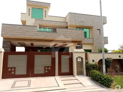 Well-Built House Available In Good Location Well-Built House Available In Good Location