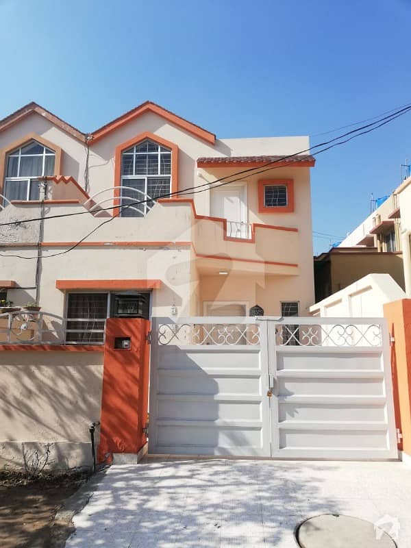4.5 Marla Independent House For Sale
