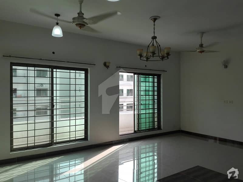 Flat Available For Sale On 5th Floor In Askari Xi Bedian Road Lahore