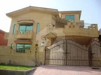 Beautiful House For Sale Gray Structure Nearby Park In Phase 6