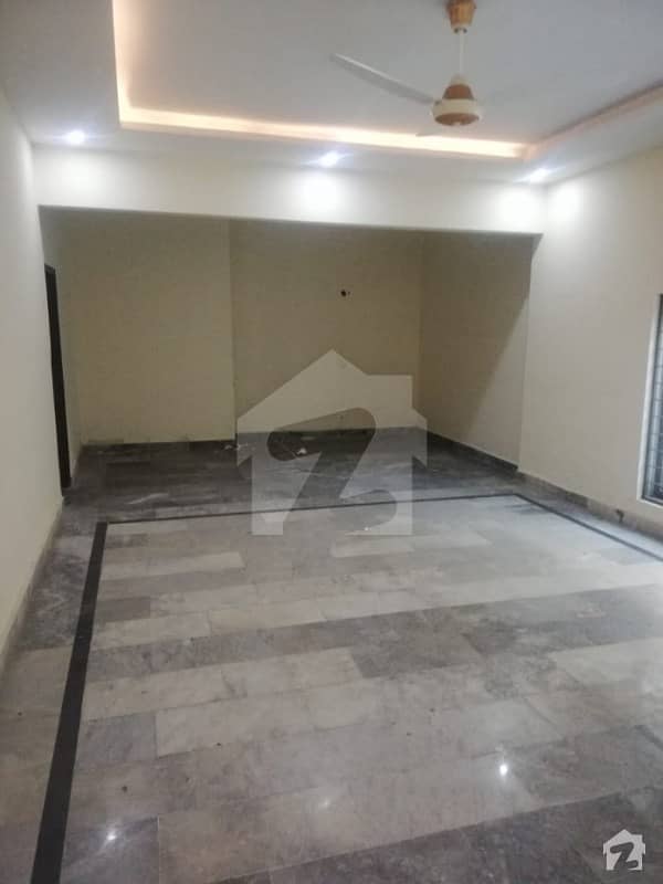 1 kanal beautifull Marble Flooring house for rent in Garden town main location. .