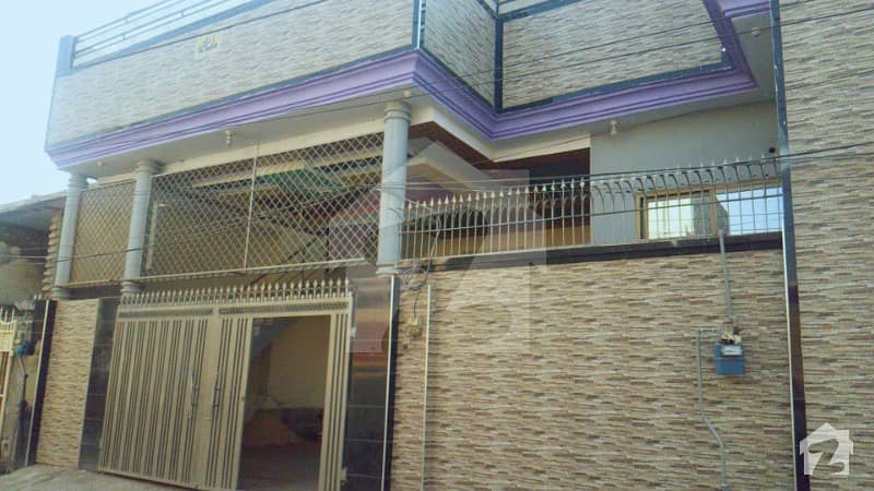 ماڈل ٹاؤن سرگودھا میں 3 کمروں کا 8 مرلہ مکان 1.1 کروڑ میں برائے فروخت۔