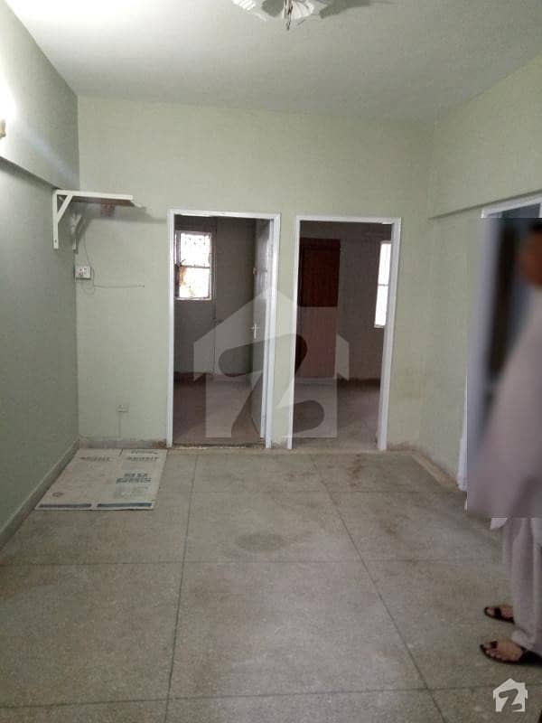 Flat Of 850  Square Feet For Sale In Abul Hassan Isphani Road