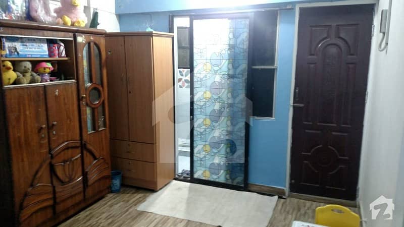 Faiza Avenue 3rd Floor Full Renovated Flat Available For Sale In Good Location
