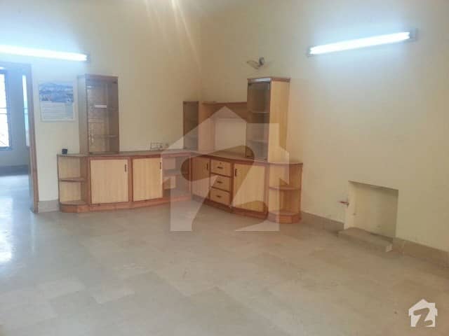 Allama Iqbal Town Independent Single Storey House For Rent