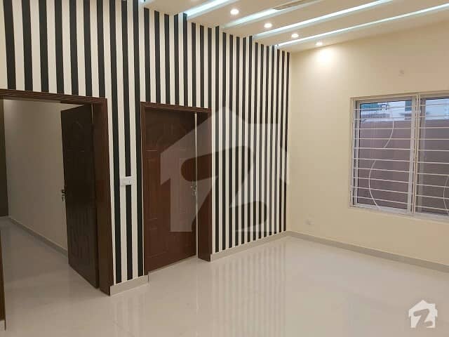 1 Kanal Double Story House For Rent