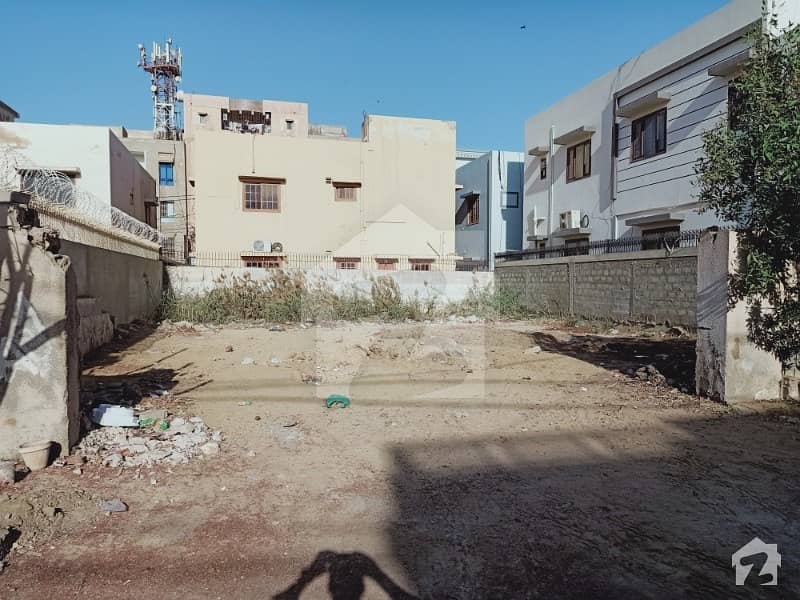 300 Sq Yard Beautiful West & East Open Plot Available In Prime Location Of Dha Phase 4 Karachi