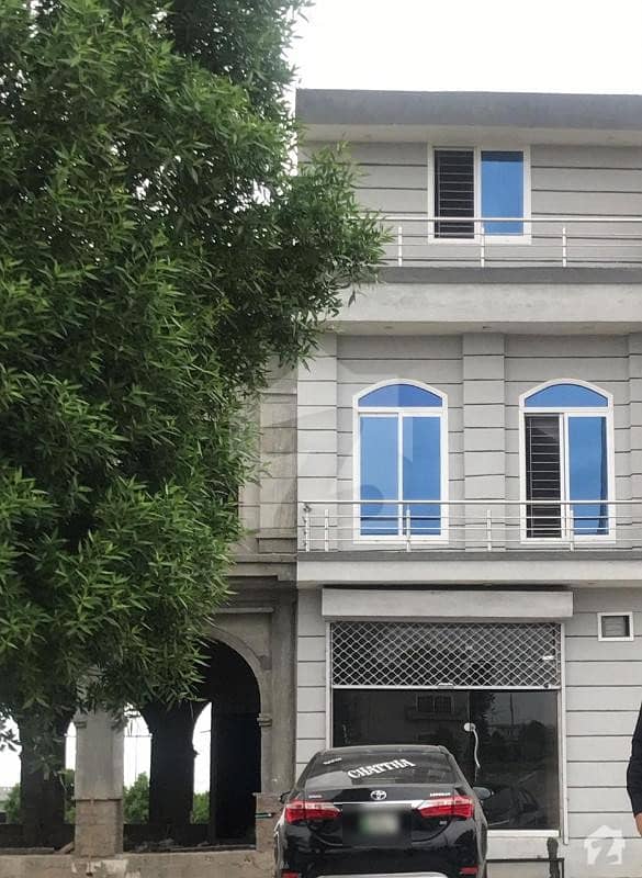سٹی ہاؤسنگ سکیم جہلم میں 2 مرلہ عمارت 1.25 کروڑ میں برائے فروخت۔