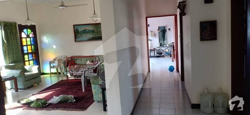 2300 Sq Feet Very Well Maintained 3 Bedroom Apartment Is Available For Sale 2300 Sq Feet Very Well Maintained 3 Bedroom Apartment Is Available For Sale