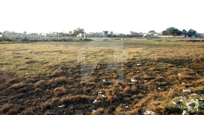 Facing Golf Course Carpeted Road Direct Plot No 599 For Sale