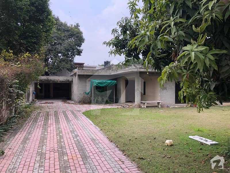 Baig Offer 2 Kanal 84 Front House For Sale Near To Park