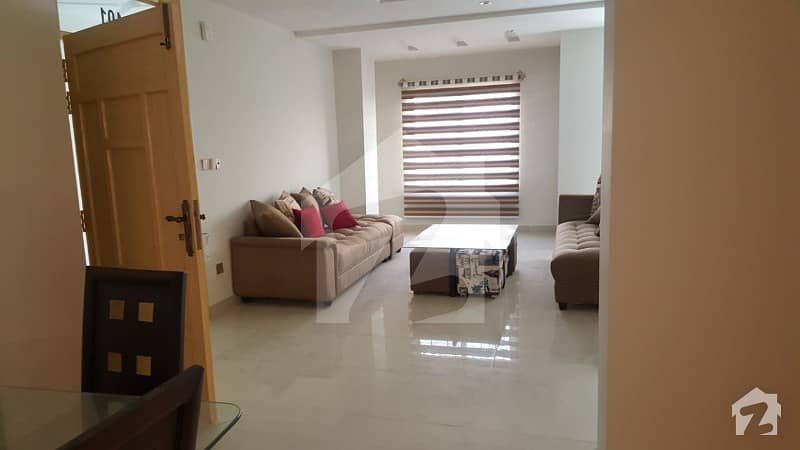 3 bed furnish apartment for rent