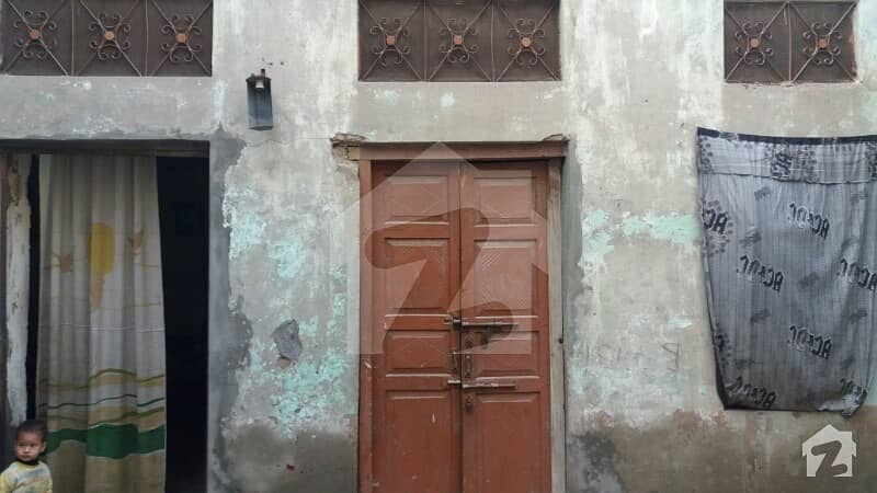 جھنگ روڈ فیصل آباد میں 3 کمروں کا 4 مرلہ مکان 22 لاکھ میں برائے فروخت۔