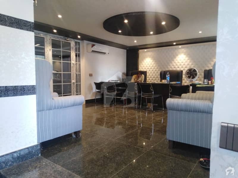 Kareem Residency Flat Available For Sale GulshaneIqbal Block 13/D