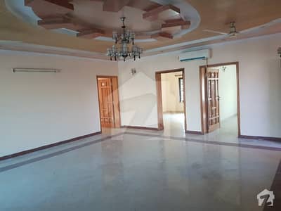 1 Kanal Double Story House Available For Rent