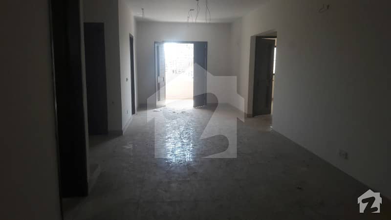 West Open 3rd Floor Flat With Roof Is Available For Sale