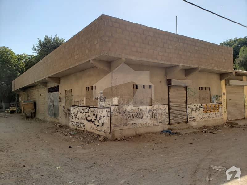370 Sq Yards Commercial Building  For Sale