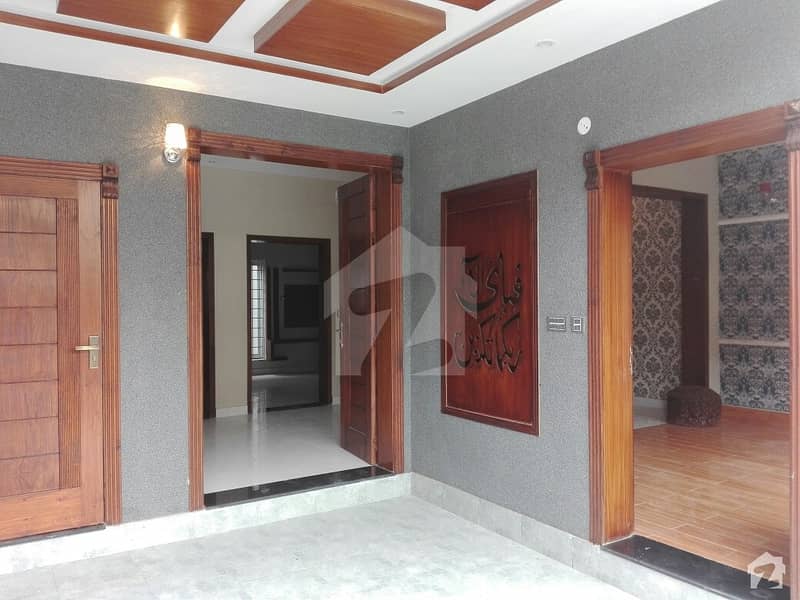 ویلینشیاء ہاؤسنگ سوسائٹی لاہور میں 3 کمروں کا 5 مرلہ مکان 25 ہزار میں کرایہ پر دستیاب ہے۔