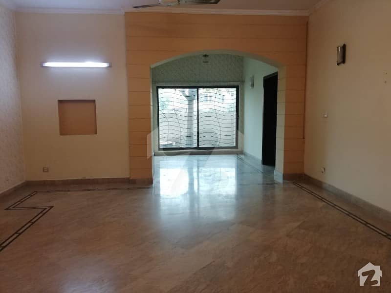 1 Kanal Lower Portion For Rent In Dha Phase 4 Block EE